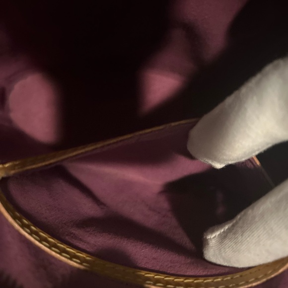 Authentic Vintage Louis Vuitton Tan Vanille Epi Leather Trapeze Bag Handbag - Picture 6 of 6